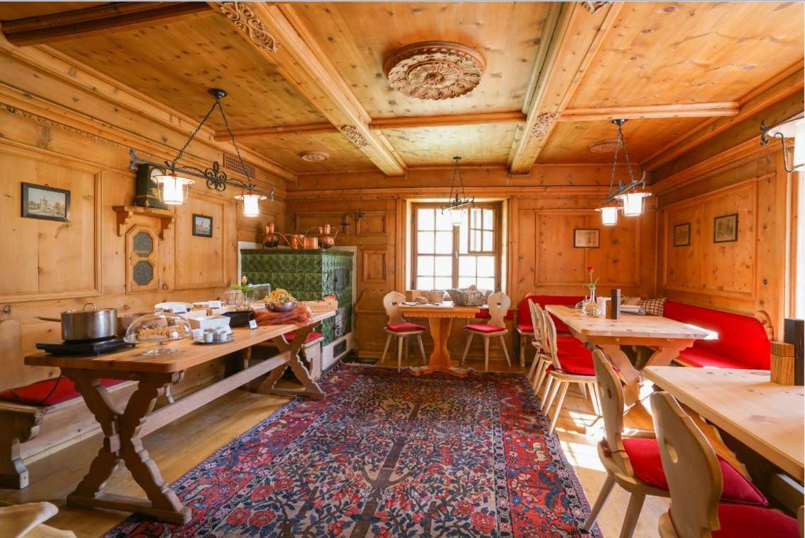 Gasthaus & Hotel Berninahaus Pontresina Ngoại thất bức ảnh
