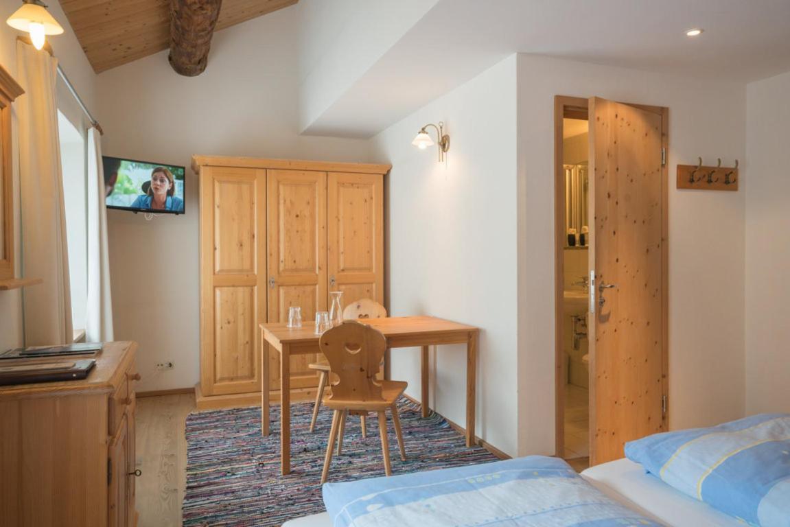 Gasthaus & Hotel Berninahaus Pontresina Ngoại thất bức ảnh